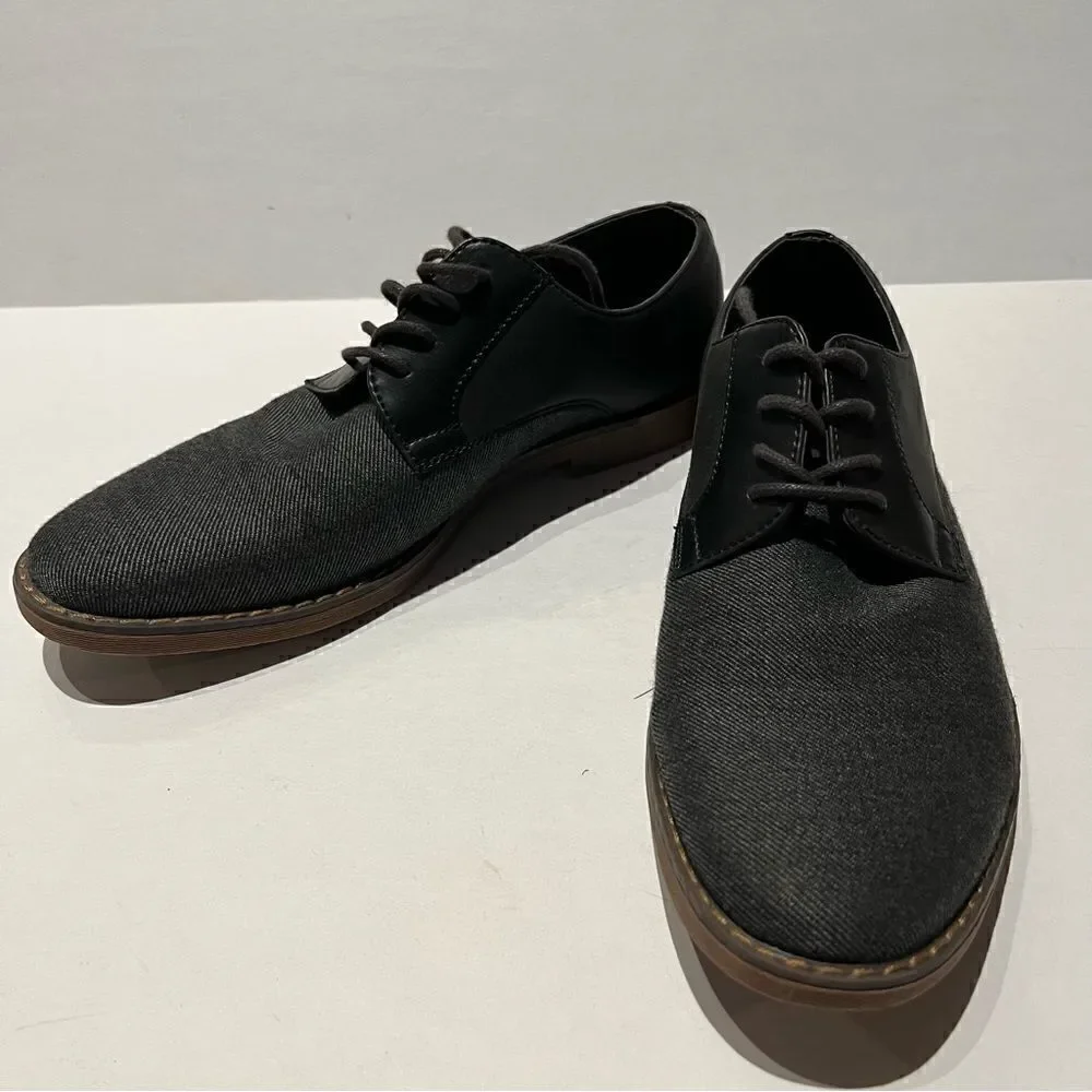 Men's J. Ferrar Marcus Oxford  Lace Up Size 7M Gray and black